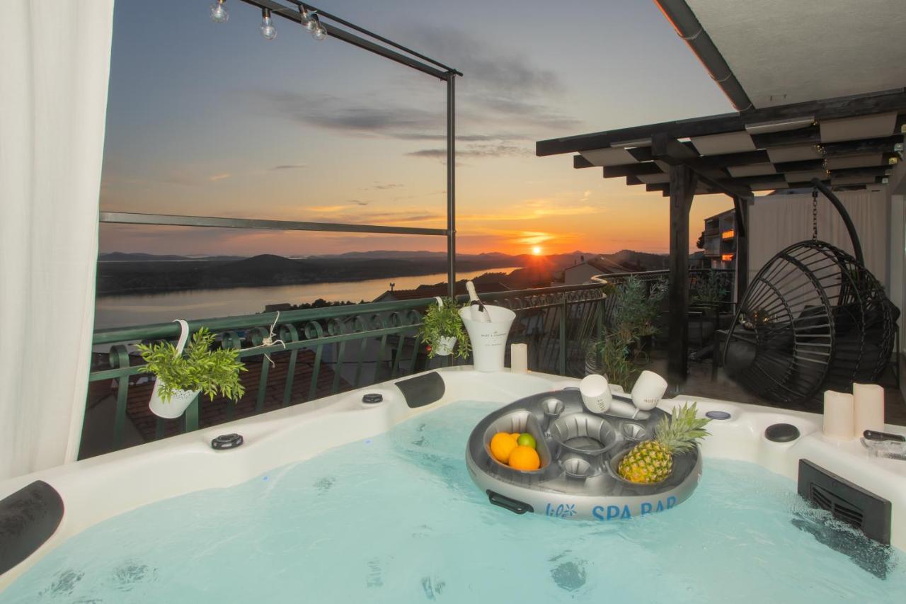Apartment Mozart Šibenik Esterno foto