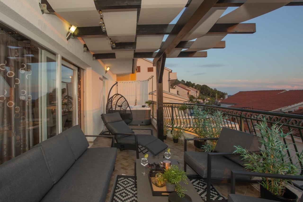 Apartment Mozart Šibenik Esterno foto