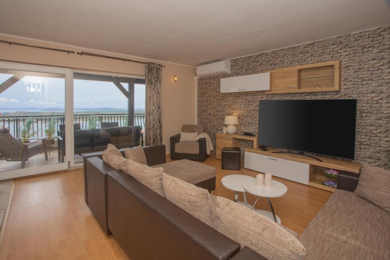 Apartment Mozart Šibenik Esterno foto