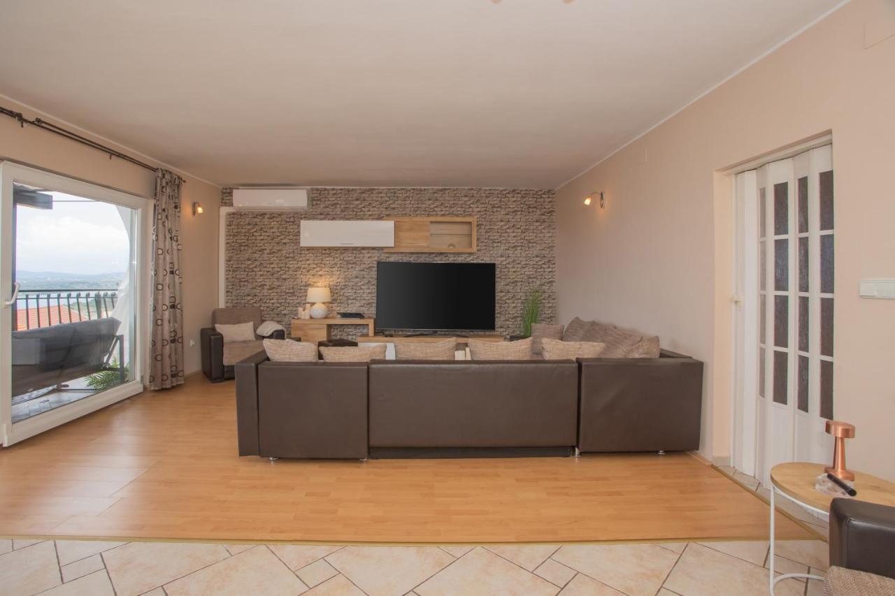 Apartment Mozart Šibenik Esterno foto