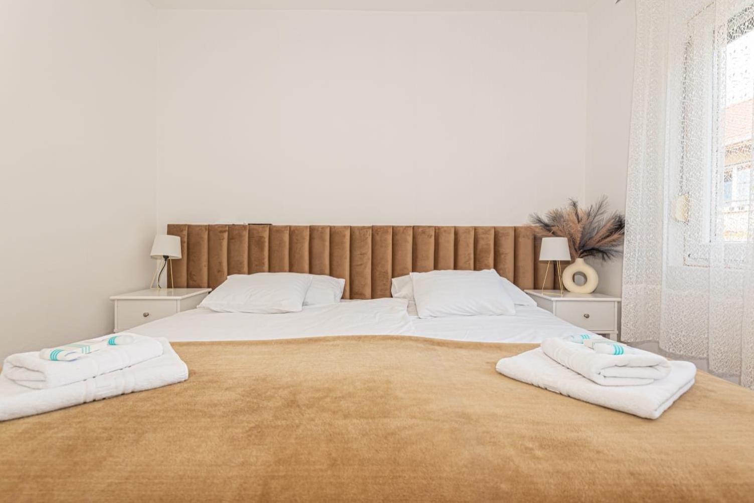 Apartment Mozart Šibenik Esterno foto