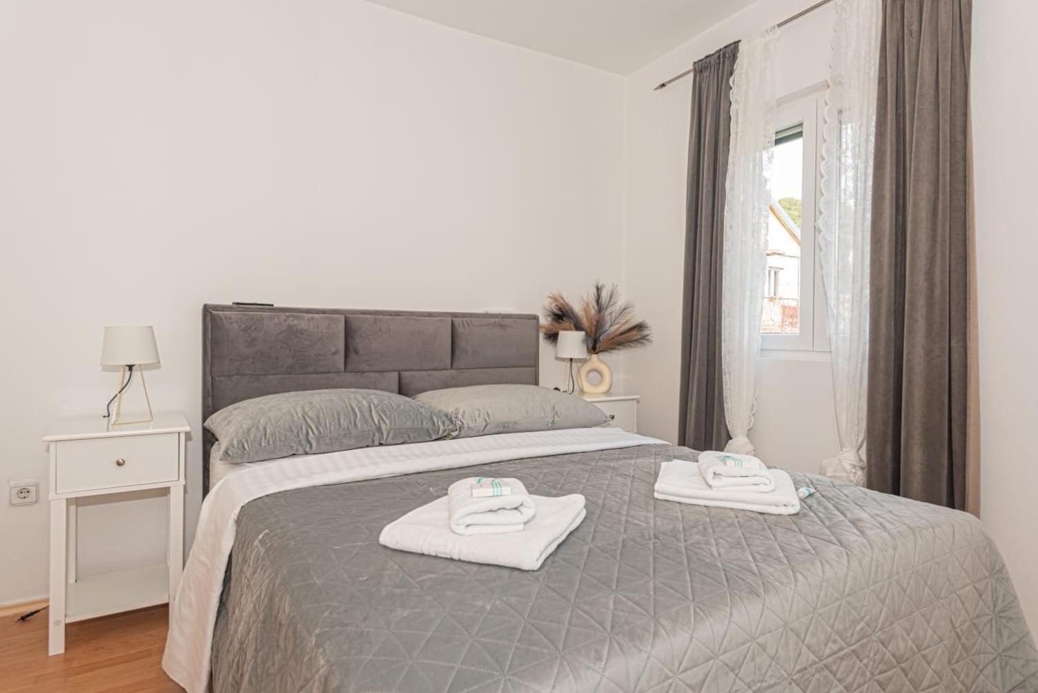 Apartment Mozart Šibenik Esterno foto